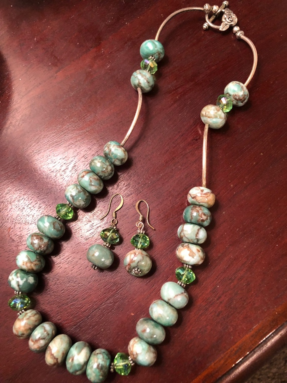 Beautiful Necklace and Earrings set